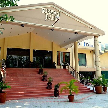 Kangs Nirvana Resorts And Spa Mahalpur Exterior foto