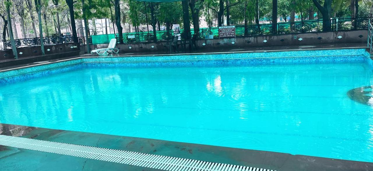 Kangs Nirvana Resorts And Spa Mahalpur Exterior foto