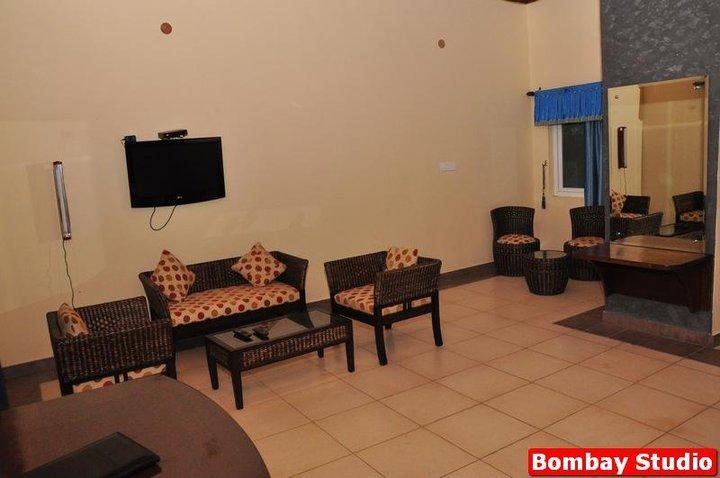 Kangs Nirvana Resorts And Spa Mahalpur Exterior foto
